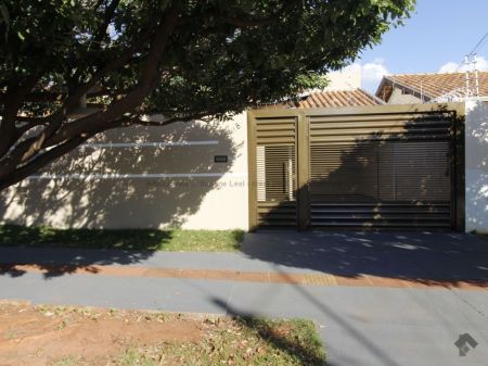 Casa-Térrea em Coronel Antonino