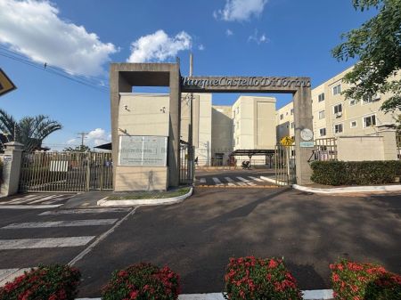Apartamento em Coronel Antonino