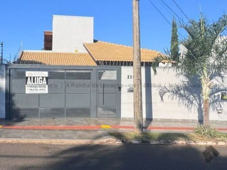 Casa-Térrea em Residencial Vila Olimpica