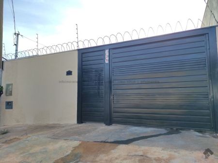 Casa-Térrea em Jardim Aeroporto