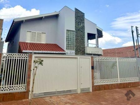 Sobrado em Vila Planalto