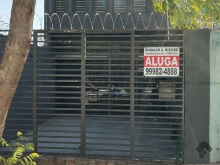 Sala / Salão / Loja em Centro