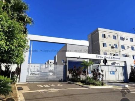 Apartamento em Jardim Seminário