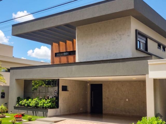 Sobrado-Condomínio 3 dormitórios à Venda em Pq. Residencial Damha III, Campo Grande MS