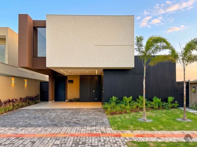 Casa-Térrea-Condomínio 4 dormitórios à Venda em Residencial Alphaville, Campo Grande MS