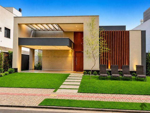 Casa-Térrea-Condomínio 4 dormitórios 4 vagas à Venda em Residencial Alphaville, Campo Grande MS