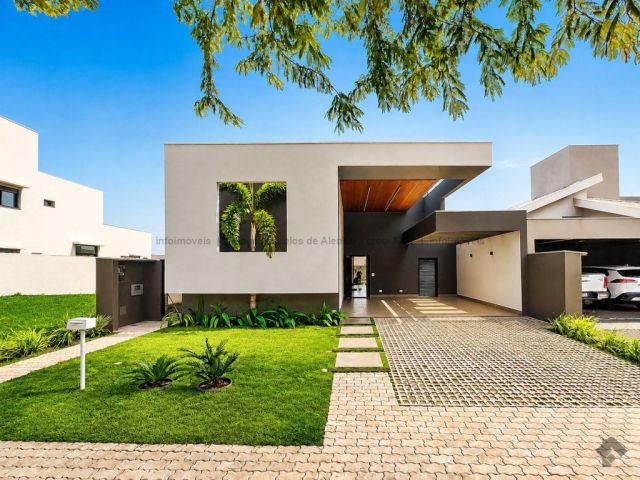 Casa-Térrea-Condomínio 3 dormitórios à Venda em Residencial Alphaville II, Campo Grande MS