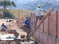 Custo da construção acelera para 0,44% em março, diz FGV - Imagem principal