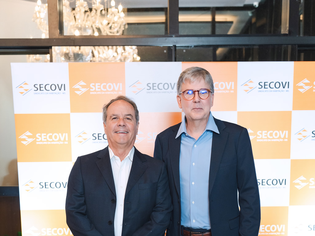 Renato Perez assume a presidência do Secovi-MS para o quadriênio 2026-2030 em solenidade prestigiada por autoridades - Imagem 6