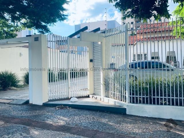 Fachada frontal