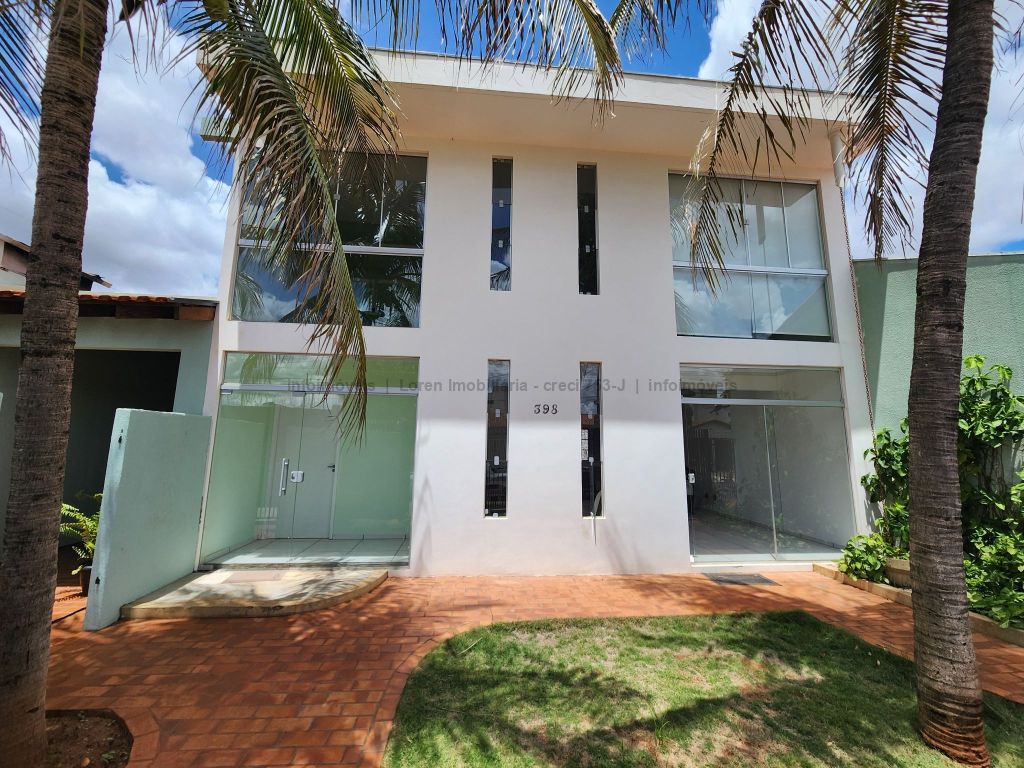 Fachada frontal